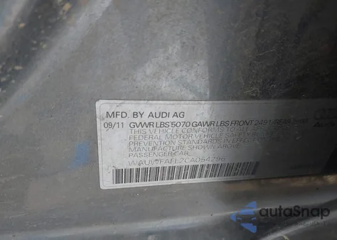 2012 Audi A4 2.0T Premium z USA, uszkodzony, nr VIN WAUWFAFL2CA054296